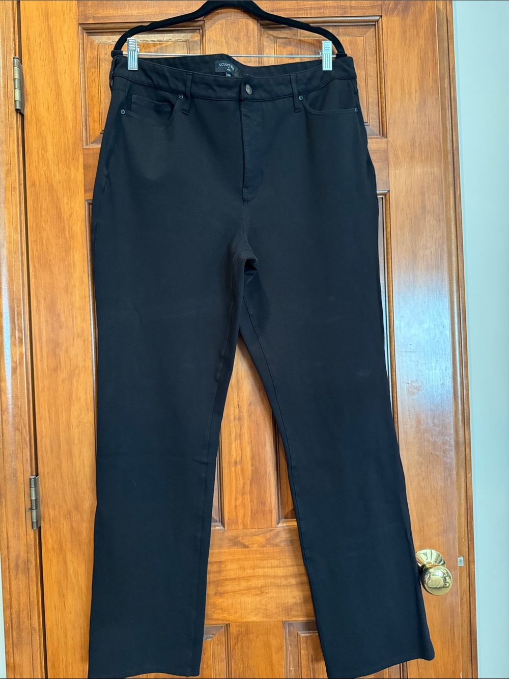 Sculpt Her by NYDJ Black Straight-Leg Women's Pants
